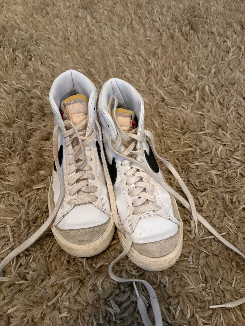 Nike blazers women size 9